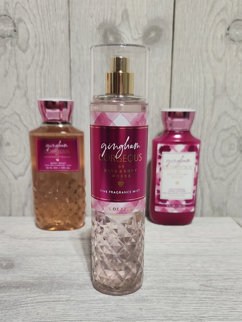 Bath & Body Works Gingham Gorgeous 3pc Gift Set Body Wash, Lotion, Mist